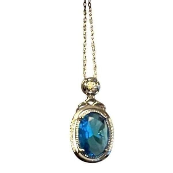 The Cassandra 925 necklace with blue cubic zirconia pendant - Thumbnail 2