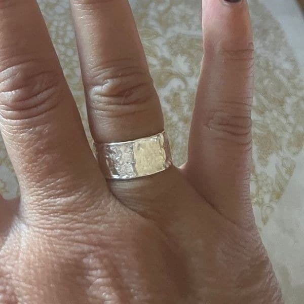 The Texture Band Ring in silver - Image 1