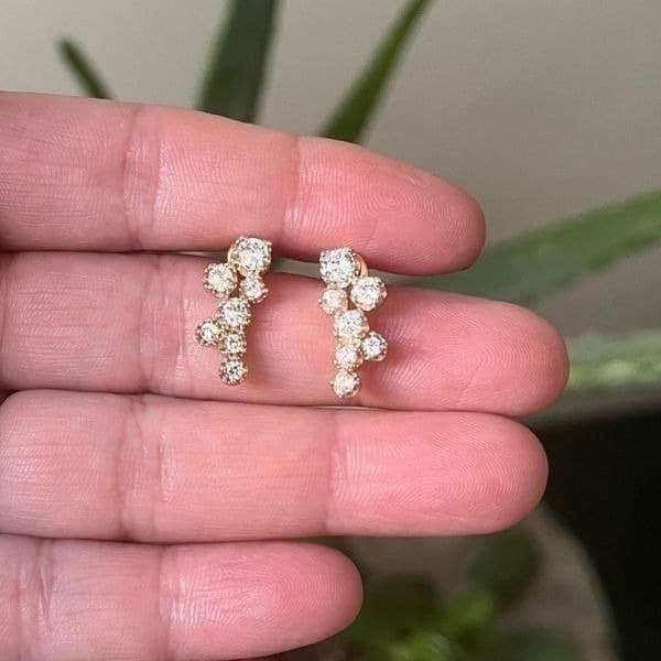 The Dainty Cluster Rose Gold stud earrings with cubic zirconia over 925. - Thumbnail 2