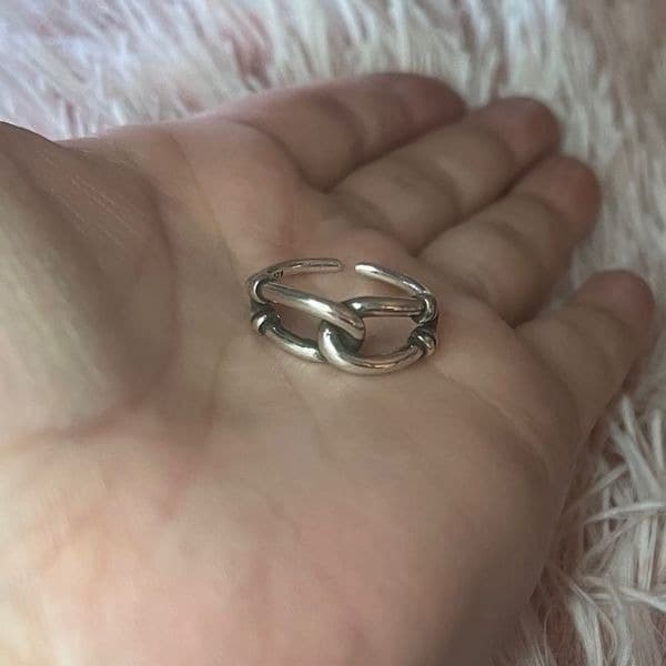 The Tie Me In Knots Ring, adjustable in 925 silver - Thumbnail 4