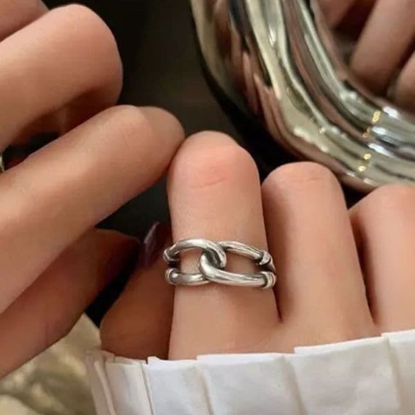 The Tie Me In Knots Ring, adjustable in 925 silver - Thumbnail 3