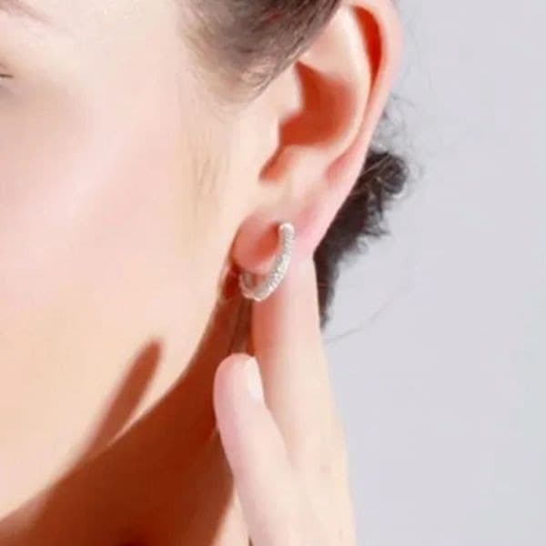 The Brilliance Mini Hoop Earrings in 925 and cubic zirconia - Thumbnail 6