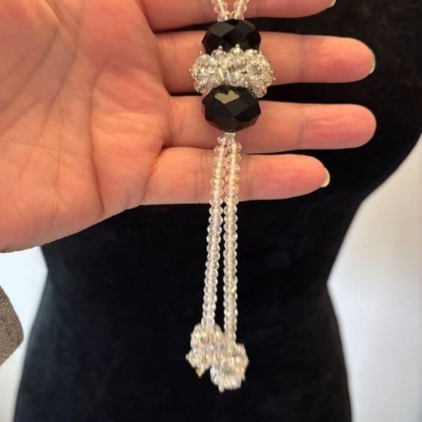 Vintage Austrian Crystal flapper necklace in white and black crystals. - Thumbnail 5