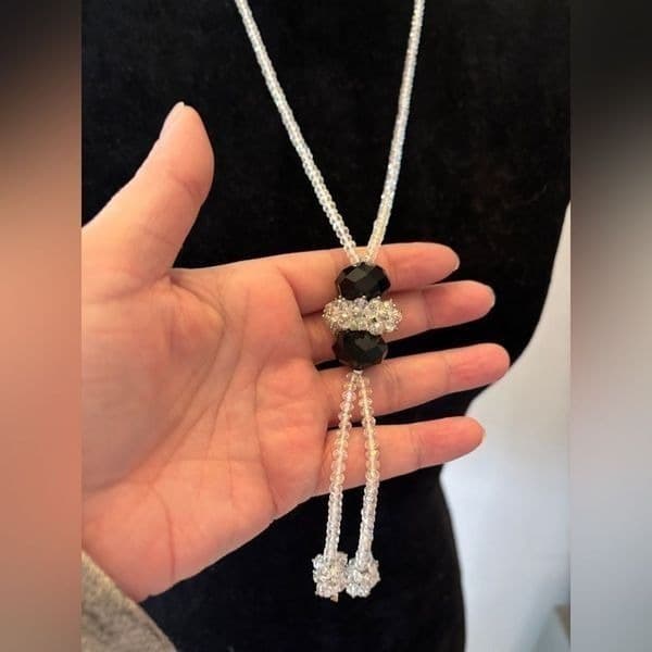 Vintage Austrian Crystal flapper necklace in white and black crystals. - Thumbnail 7