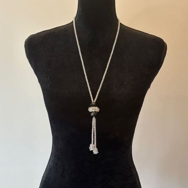 Vintage Austrian Crystal flapper necklace in white and black crystals. - Thumbnail 4