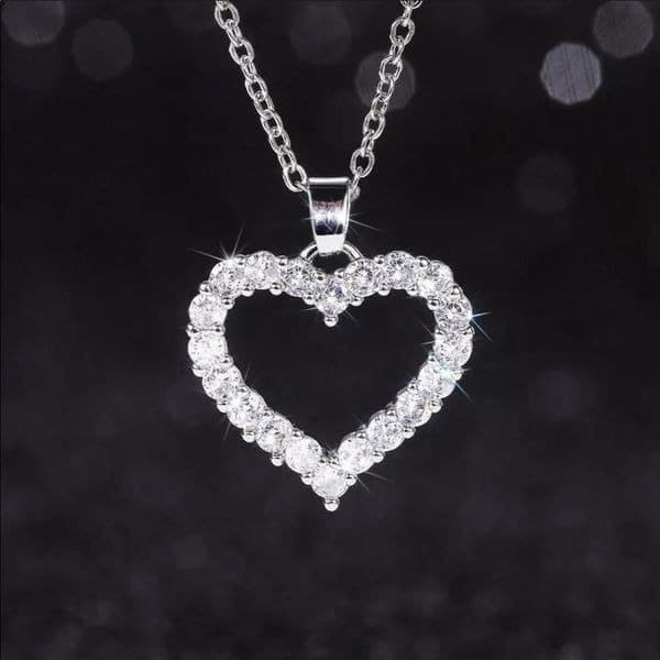 Last one! The Valentina Crystal heart and 925 pendant necklace - Thumbnail 2