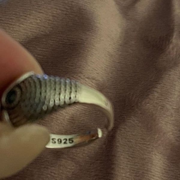 The Green Eyed Owl Ring in 925 antiqued silver - Thumbnail 5