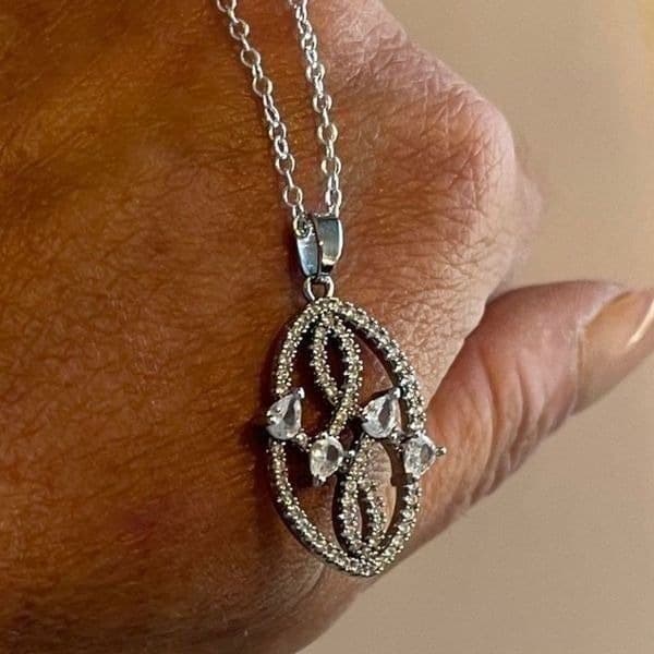 The Museum Abstract Necklace in cubic zirconia & 925 silver - Thumbnail 2