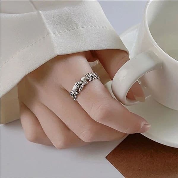 The Elephant Adjustable silver ring in 925 silver - Thumbnail 3