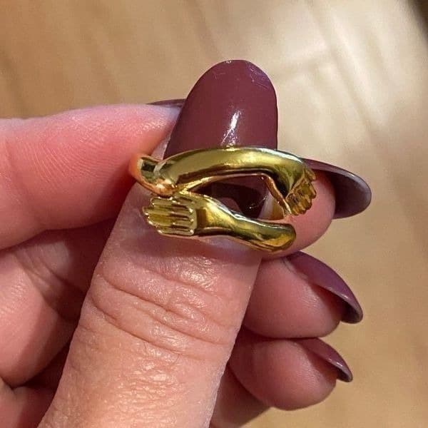 The Hold Me Close hand holding” or hug” adjustable ring in 18k - Thumbnail 4