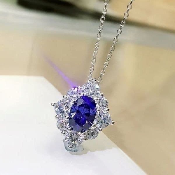 The Blue Palace Pendant Necklace in 925 and Cubic Zirconia - Thumbnail 4