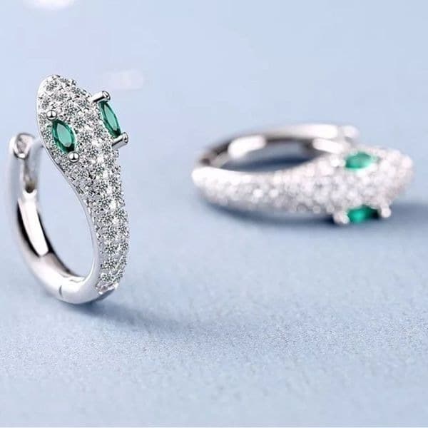The Serpentine Earring in 925 and cubic zirconia - Image 1