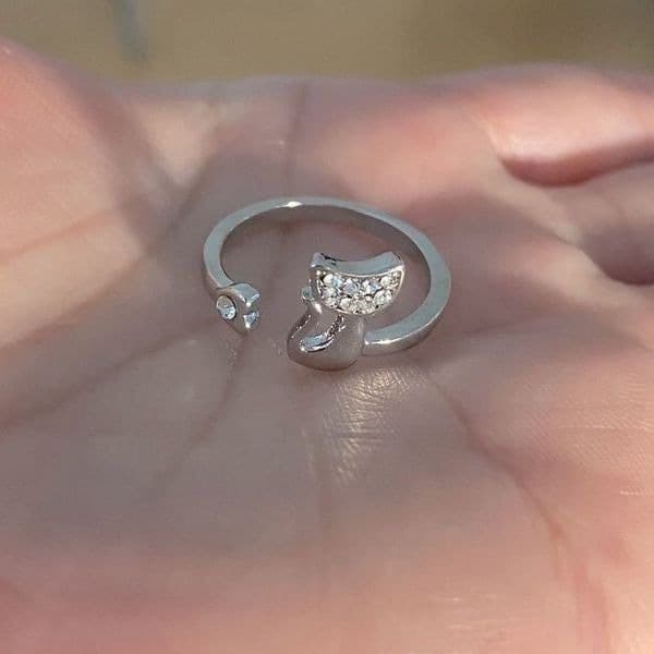 The Smitten Kitten Adjustable Ring in in 925 with cubic zirconia - Thumbnail 6