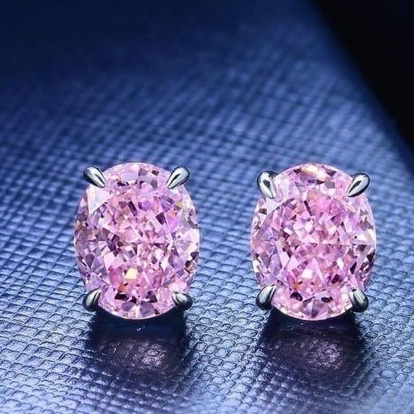 The Timeless Classic stud earrings in 925 and cubic zirconia - Thumbnail 2