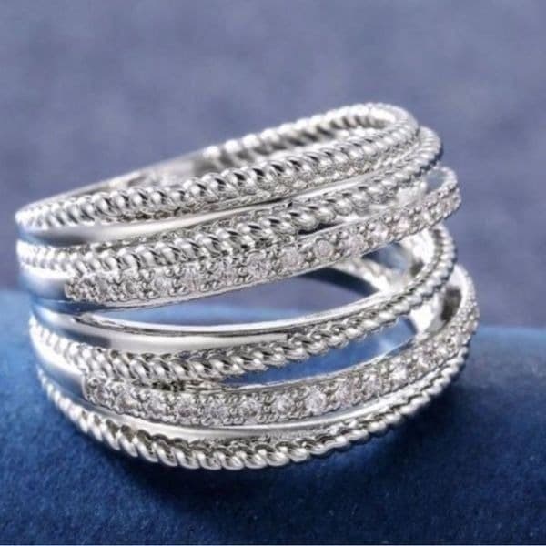 The Moderne Statement band ring in 925 & white sapphire sz 5 - Image 1