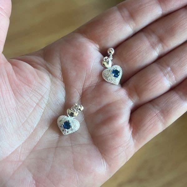 The Something Blue Heart drop earrings in sapphire and 925 - Thumbnail 8