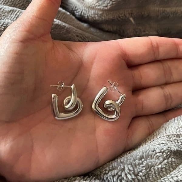 The Plush Heart earrings in 925 silver - Thumbnail 4