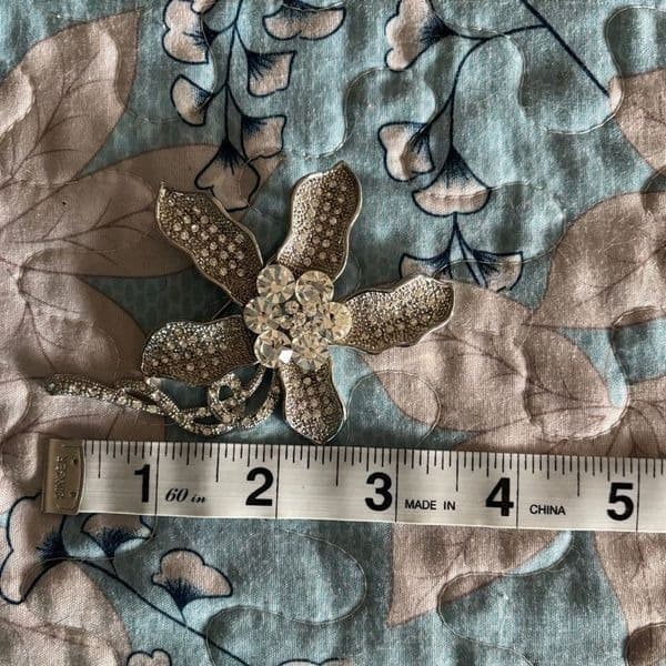Vintage oversized flower broach, pin, hairpiece - Thumbnail 5