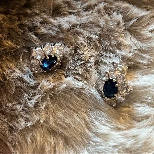 The Royal 925 Sapphire are Cubic zirconium estate inspired stud earrin - Thumbnail 7