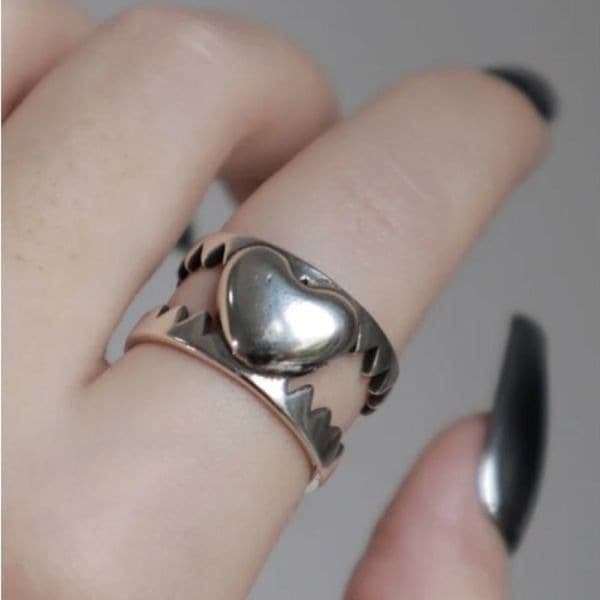 The Jagged Heart statement ring adjustable in 925 - Thumbnail 4