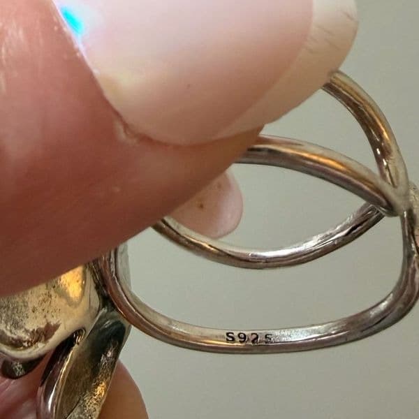 The Antique inspired oversized flower ring adjustable - Thumbnail 9