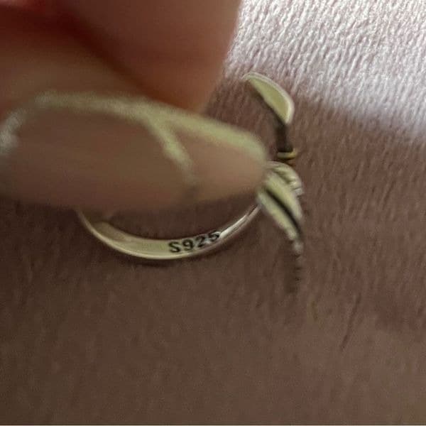 The Arrow Adjustable ring in 925 silver and 14k yellow gold plated accents - Thumbnail 7