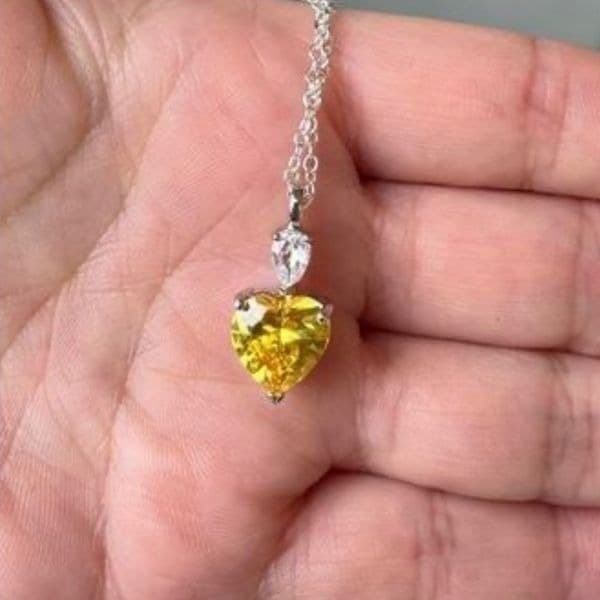 The Sun Shine pendant necklace in 925 and cubic zirconia - Thumbnail 3