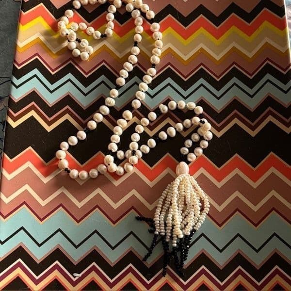 Long freshwater Pearl strand with tassel black accents 21” long flapper necklace - Thumbnail 6