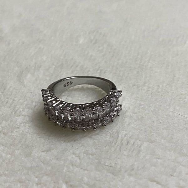 The Mistress Classic 925 Silver White Sapphire band ring sz 8 - Thumbnail 9