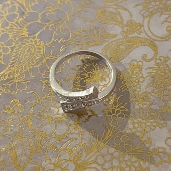 The Tibetan Bypass Ring adjustable w cubic zirconia - Thumbnail 6