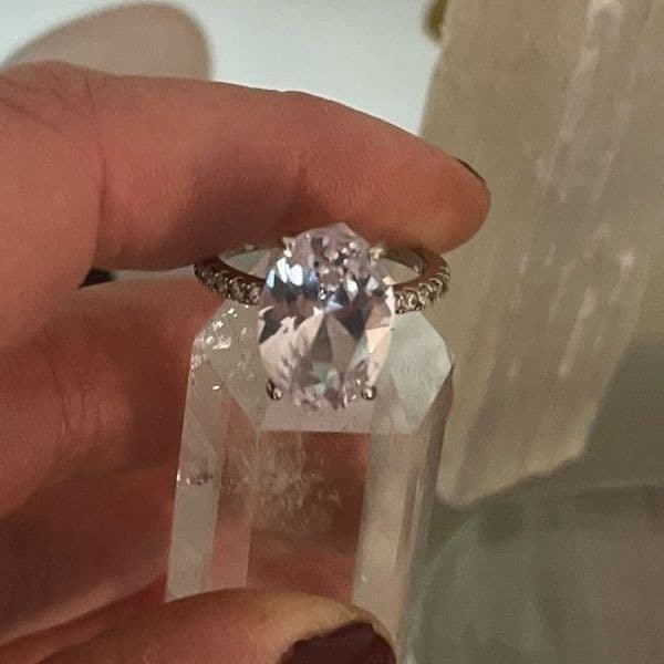 The Oval Glorious Day Engagement ring in 925 silver sz 6 - Thumbnail 9