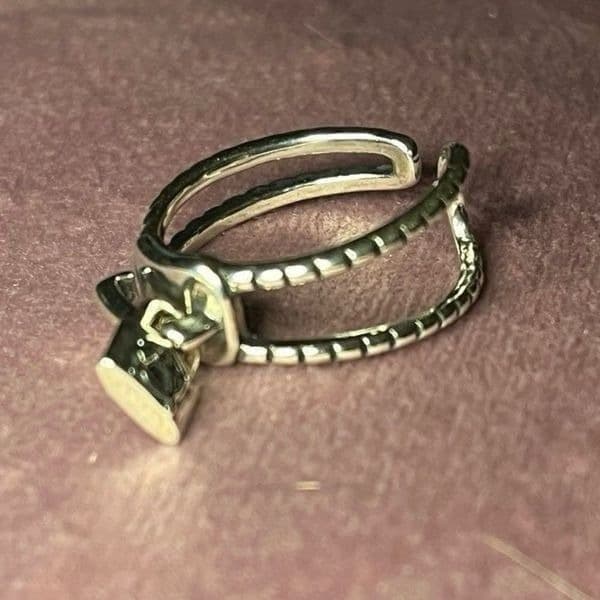 The Zip Me Up Ring with zipper detail in 925 silver - Thumbnail 8