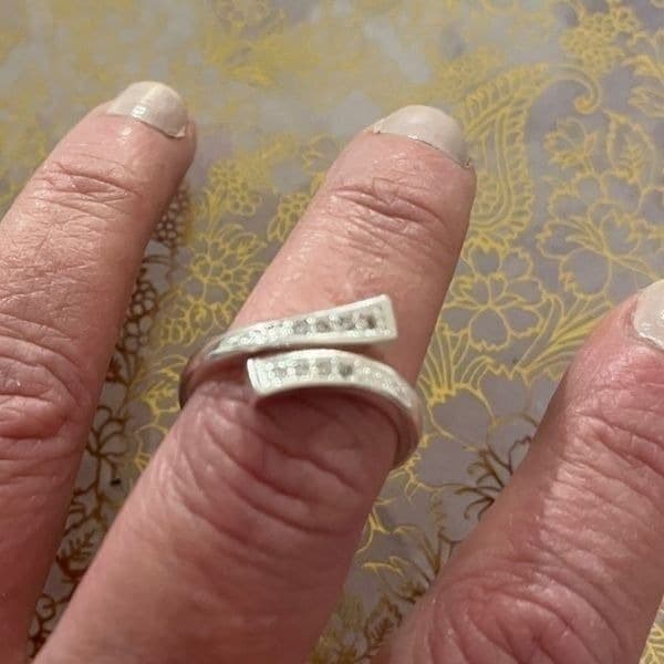 The Tibetan Bypass Ring adjustable w cubic zirconia - Thumbnail 5