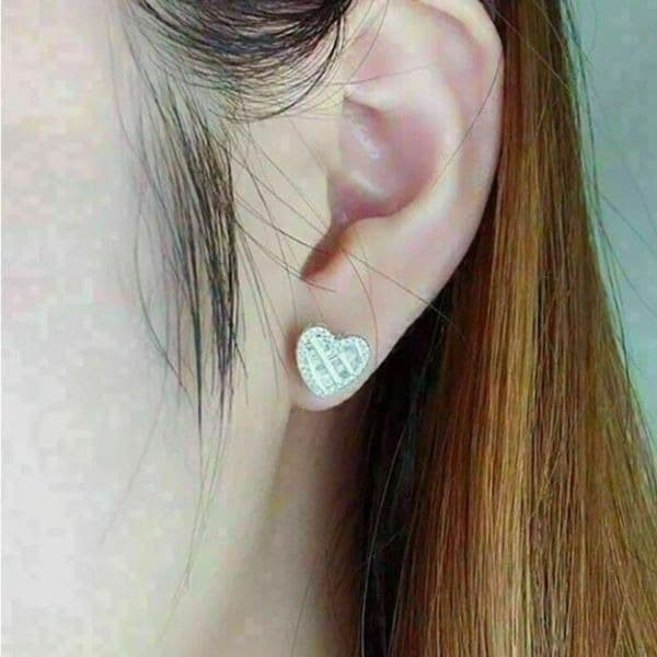 The Hearts Desire Heart Stud Earrings 925 & CZ - Thumbnail 7