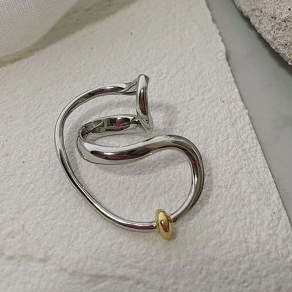 The Extra Abstract statement ring in 925 and gold plating. - Thumbnail 2