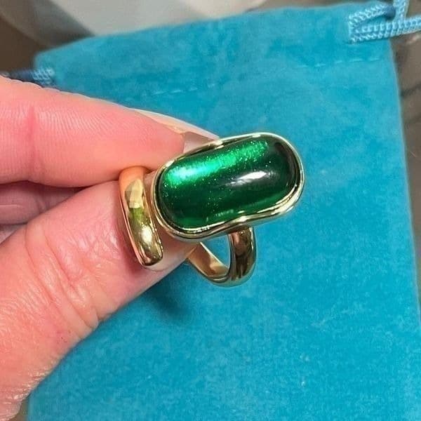 The Emerald Queen Ring in yellow gold plated 925 silver adjustable - Thumbnail 4