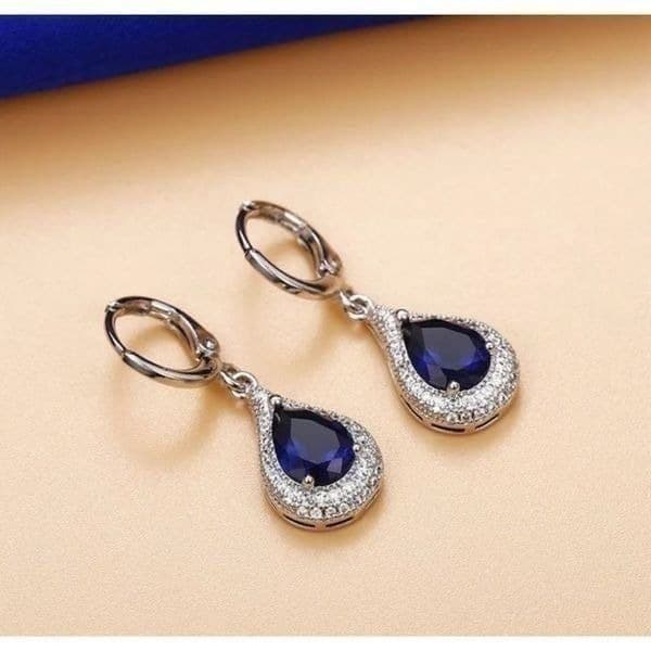 The Heirloom Blue Drop earring 925 and sapphire - Image 1