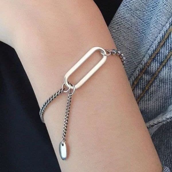 The Delicate Drop Chain and Link Bracelet in 925. - Image 1