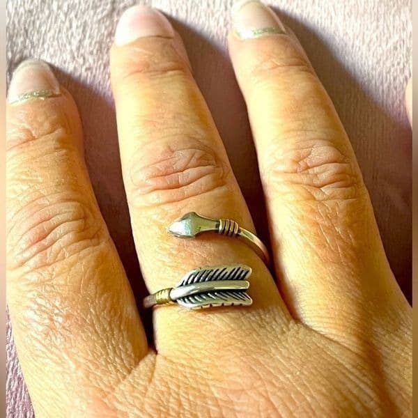 The Arrow Adjustable ring in 925 silver and 14k yellow gold plated accen - Thumbnail 5
