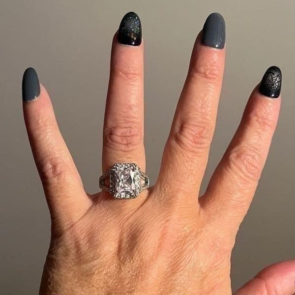 The Upgrade Ring 6 Carat statement engagement bling ring - Thumbnail 7