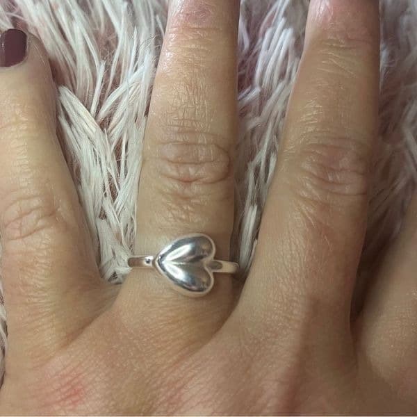 The Overflowing With Love Heart Ring, adjustable in 925 silver - Thumbnail 6