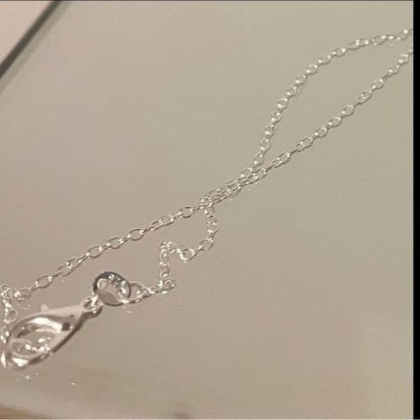 The Triple Crown pendant charm necklace in 925 and cubic zirconia - Thumbnail 3