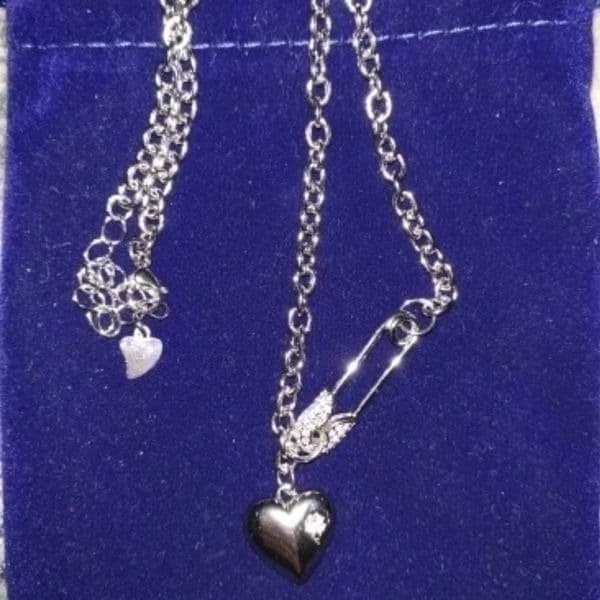The Bling Pin LOVE Heart pendant necklace w cubic Zirconia accents. - Thumbnail 7