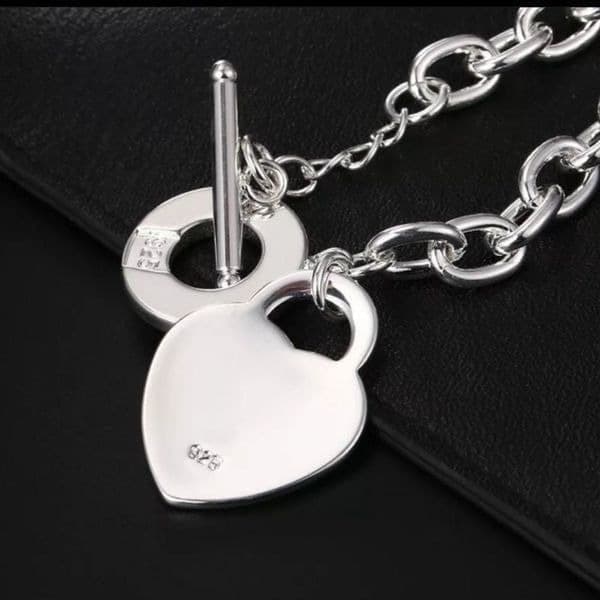 The Chunky Heart Charm Toggle Tibetan silver link bracelet w toggle clasp - Thumbnail 4