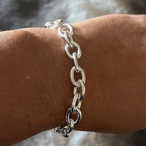 The Chunky Heart Charm Toggle Tibetan silver link bracelet w toggle clasp - Thumbnail 8