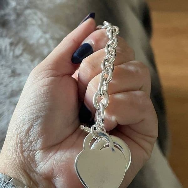 The Chunky Heart Charm Toggle Tibetan silver link bracelet w toggle clasp - Thumbnail 9