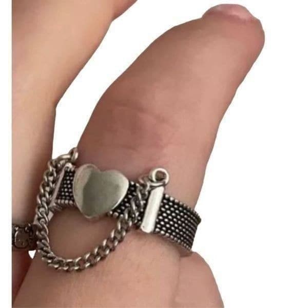 The Unchain My Heart Ring in antiqued Tibetan Silver 925 - Image 1