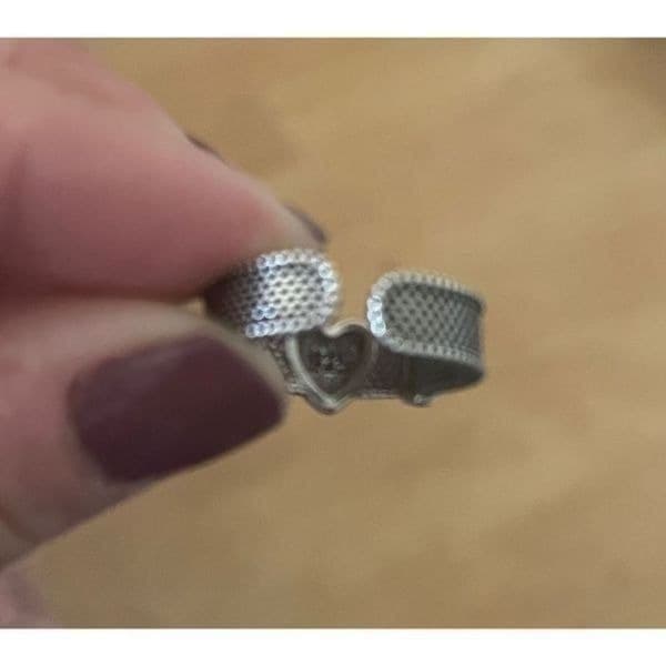 The Unchain My Heart Ring in antiqued Tibetan Silver 925 - Thumbnail 4