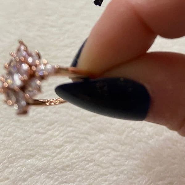 The Elizabeth Rose gold ring sz 8 - Thumbnail 11