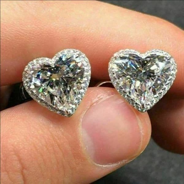 The Iced Hearts white sapphire silver Stud heart earrings - Thumbnail 2